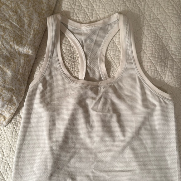 LULULEMON TOP - Picture 2 of 2